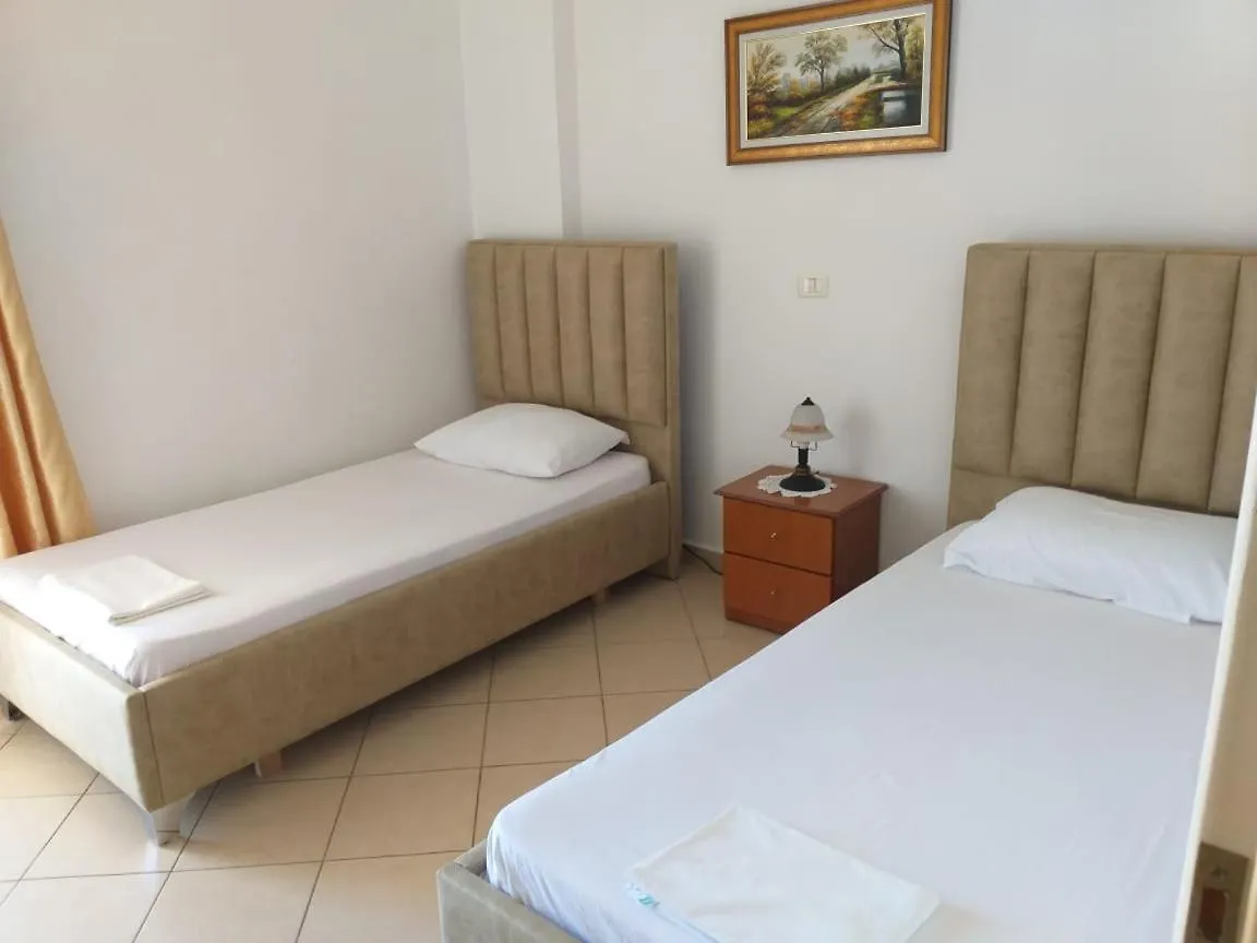 Ari'S Apartment 2 Sarande 0*,